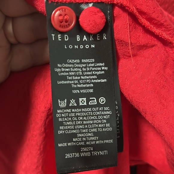 Ted Baker Women’s London Tryniti Gathered Neck Red Blouse With Black Belt size 0 - Picture 7 of 9